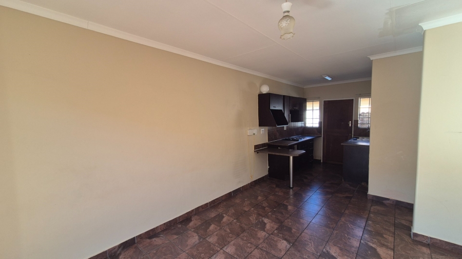 2 Bedroom Property for Sale in Vaalpark Free State